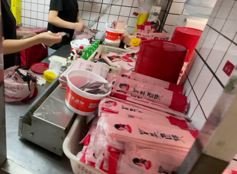 鄉(xiāng)鎮(zhèn)冒菜加盟店經(jīng)營情況